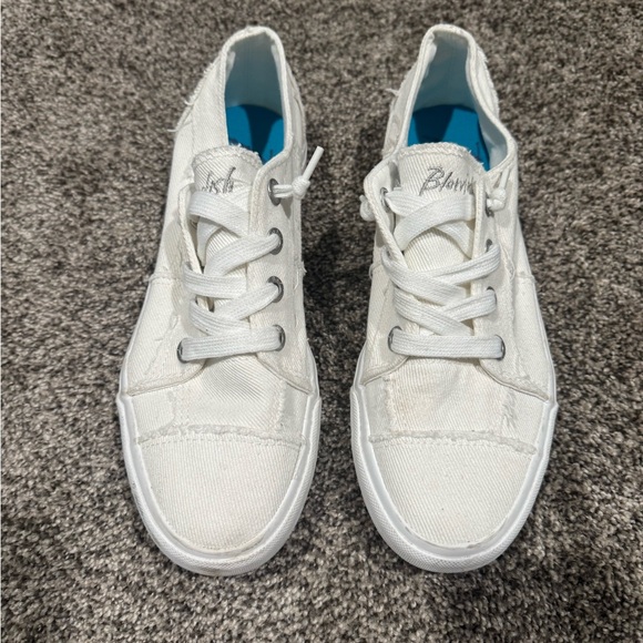 Blowfish Shoes - Picture 1 of 3